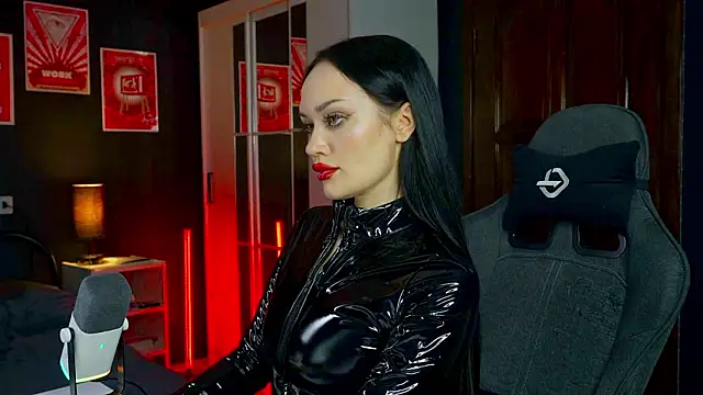 QueenAliss online show from 02-07-26, 08:29