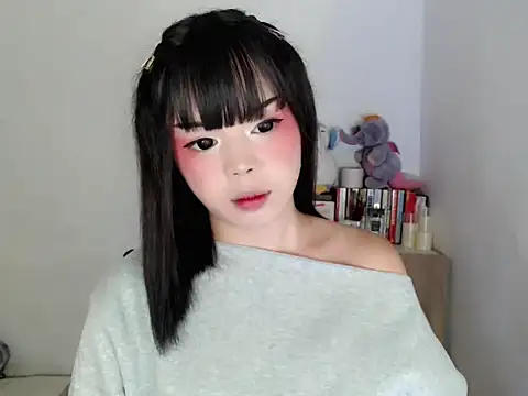 Snapshot of SweetCheska19 chatting on 05-07-26, 10:31 SweetCheska19 online show from 05-07-26, 10:31
