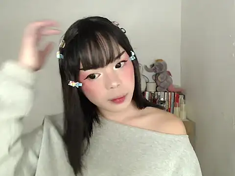 Snapshot of SweetCheska19 chatting on 05-08-26, 11:04 SweetCheska19 online show from 05-08-26, 11:04