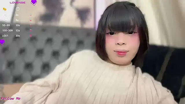 Snapshot of SweetCheska19 chatting on 06-16-26, 06:43 SweetCheska19 online show from 06-16-26, 06:43