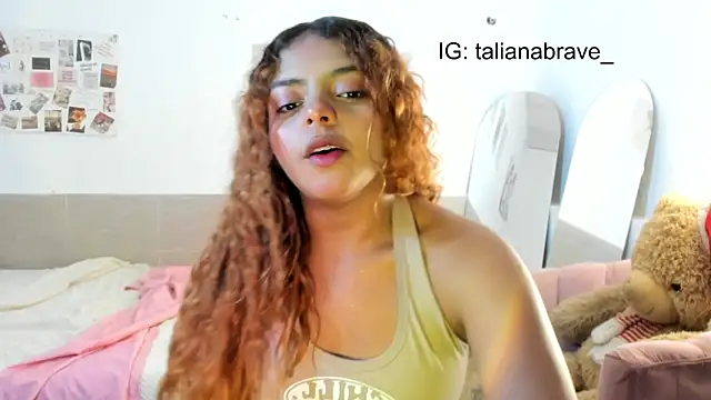 Snapshot of ValienteGirl_ chatting on 10-02-25, 03:24 ValienteGirl  online show from 10-02-25, 03:24