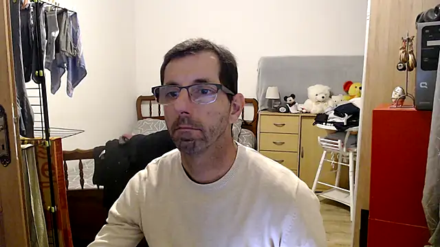 Snapshot of steph19x5 chatting on 12-13-24, 05:21 steph19x5 online show from 12-13-24, 05:21