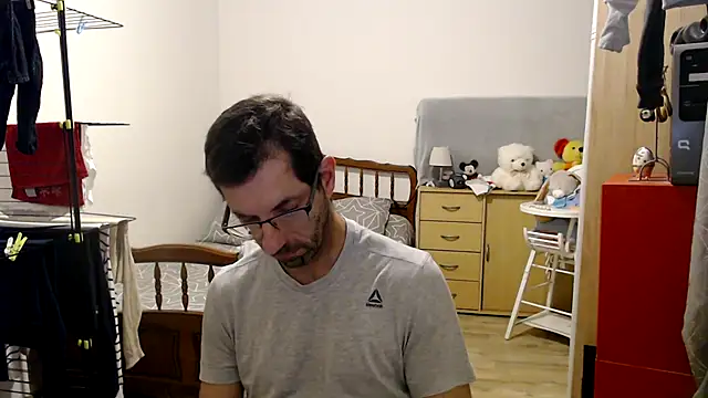Snapshot of steph19x5 chatting on 12-16-24, 05:33 steph19x5 online show from 12-16-24, 05:33