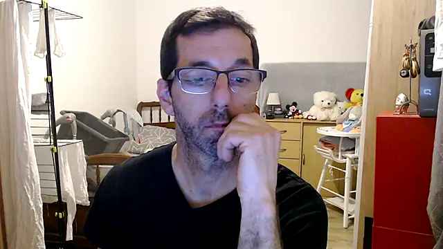 Snapshot of steph19x5 chatting on 12-22-24, 08:14 steph19x5 online show from 12-22-24, 08:14