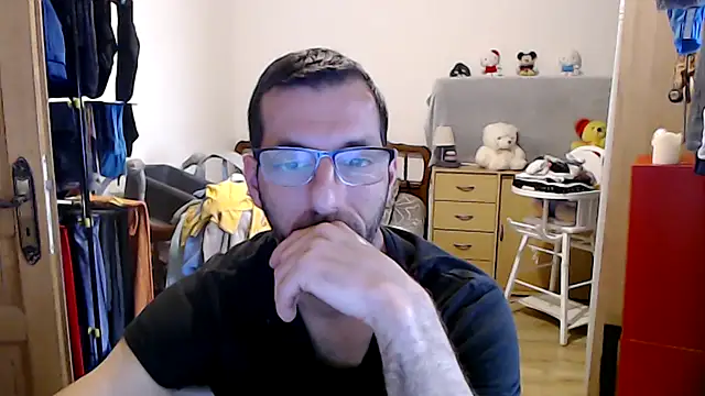Snapshot of steph19x5 chatting on 01-05-25, 02:52 steph19x5 online show from 01-05-25, 02:52