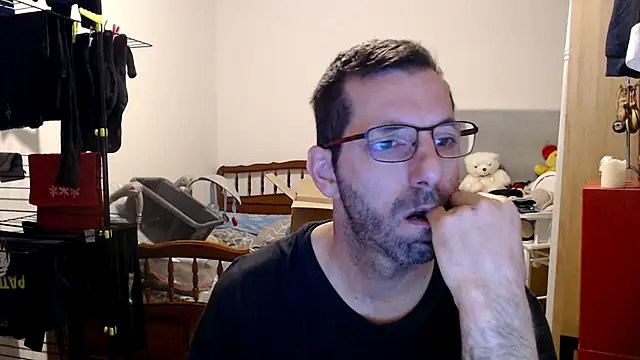 Snapshot of steph19x5 chatting on 01-25-25, 06:45 steph19x5 online show from 01-25-25, 06:45