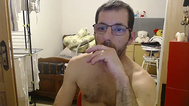 Snapshot of steph19x5 chatting on 02-14-25, 04:31 steph19x5 online show from 02-14-25, 04:31