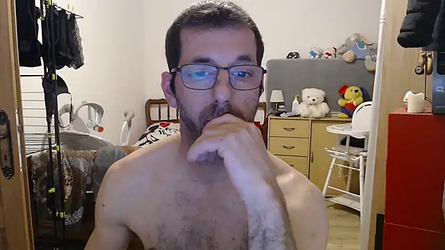 Snapshot of steph19x5 chatting on 02-24-25, 04:58 steph19x5 online show from 02-24-25, 04:58