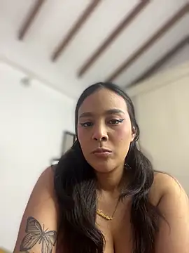 Snapshot of Little_Amber6 chatting on 03-12-25, 08:52 Little Amber6 online show from 03-12-25, 08:52