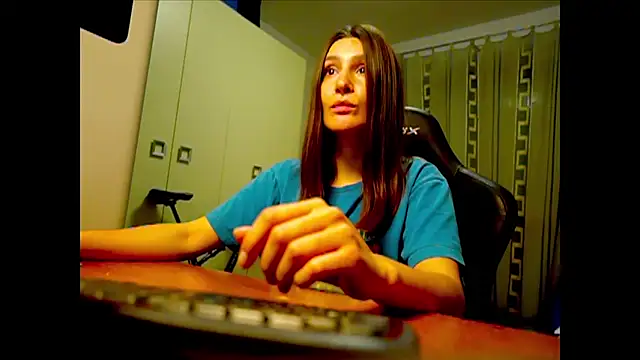 GodlyTheia online show from 04-15-26, 07:58