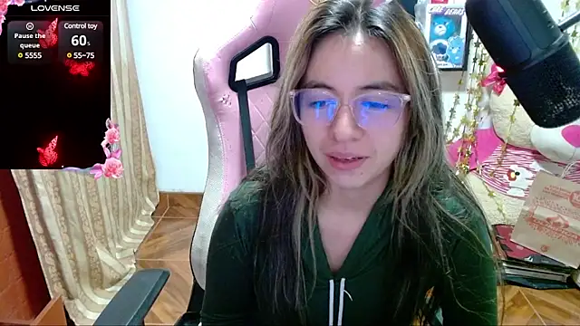 Maggie Fox3 online show from 01-24-25, 02:07