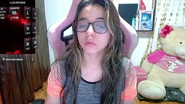 Maggie Fox3 online show from 03-18-25, 02:25