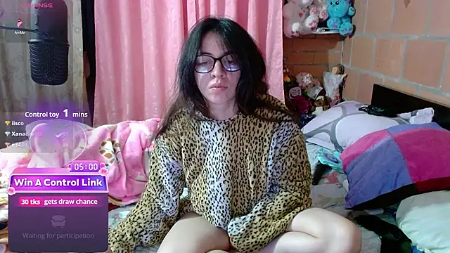 Maggie Fox3 online show from 04-11-26, 07:02