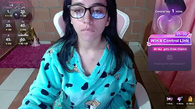 Snapshot of Maggie_Fox3 chatting on 07-20-26, 02:26 Maggie Fox3 online show from 07-20-26, 02:26