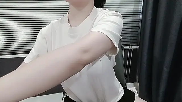 pelue online show from 10-21-25, 01:28