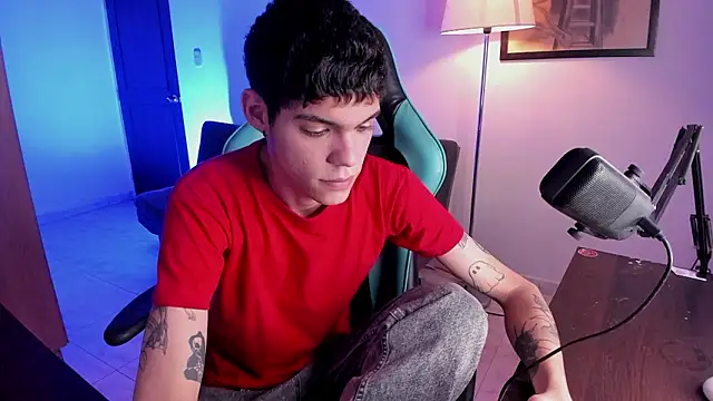 Snapshot of Varya_Ferreira chatting on 02-03-26, 03:04 Varya Ferreira online show from 02-03-26, 03:04