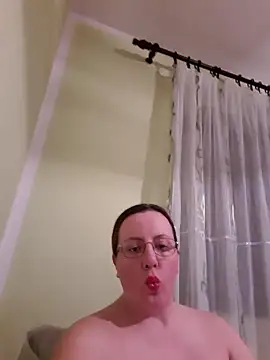 Snapshot of Goodass7 chatting on 02-24-25, 05:31 Goodass7 online show from 02-24-25, 05:31