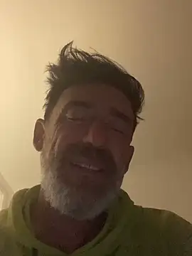 Snapshot of maxximere chatting on 11-18-25, 01:55 maxximere online show from 11-18-25, 01:55