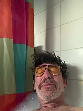 Snapshot of maxximere chatting on 02-21-26, 04:52 maxximere online show from 02-21-26, 04:52