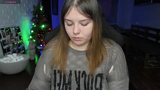 Snapshot of XNirvanaX chatting on 12-24-24, 12:55 XNirvanaX online show from 12-24-24, 12:55