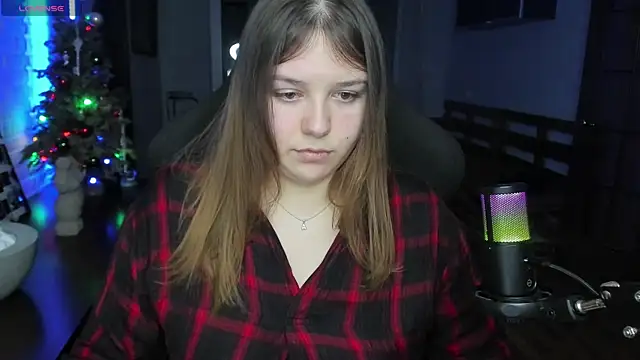 Snapshot of XNirvanaX chatting on 01-05-25, 11:01 XNirvanaX online show from 01-05-25, 11:01