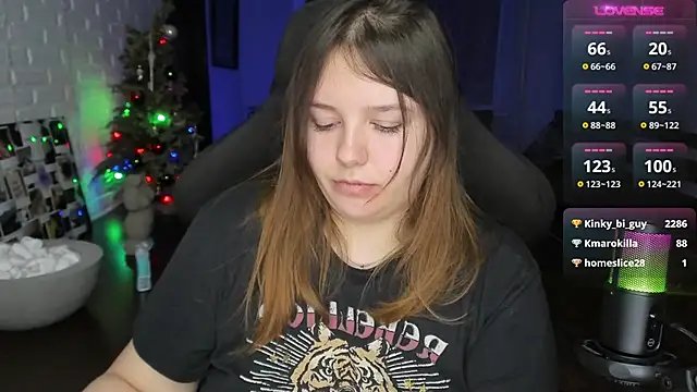 Snapshot of XNirvanaX chatting on 01-09-25, 04:30 XNirvanaX online show from 01-09-25, 04:30