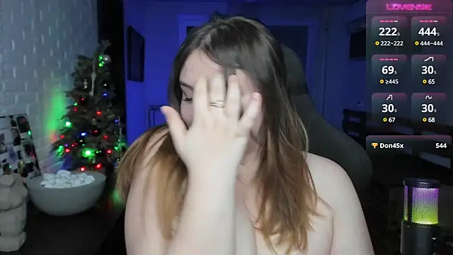 Snapshot of XNirvanaX chatting on 01-29-25, 03:44 XNirvanaX online show from 01-29-25, 03:44