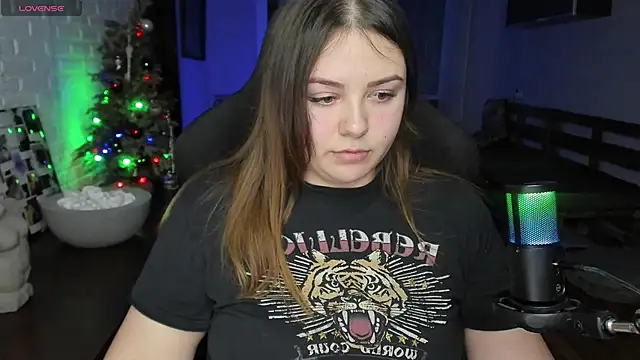 Snapshot of XNirvanaX chatting on 02-02-25, 02:27 XNirvanaX online show from 02-02-25, 02:27