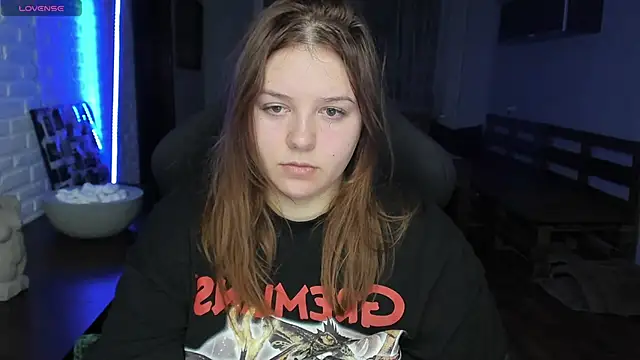 Snapshot of XNirvanaX chatting on 02-24-25, 02:30 XNirvanaX online show from 02-24-25, 02:30