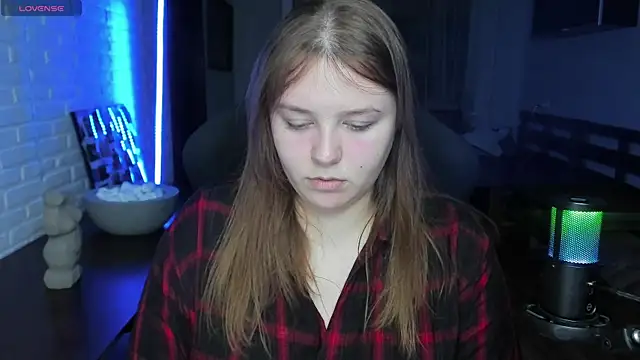 Snapshot of XNirvanaX chatting on 03-04-25, 03:11 XNirvanaX online show from 03-04-25, 03:11