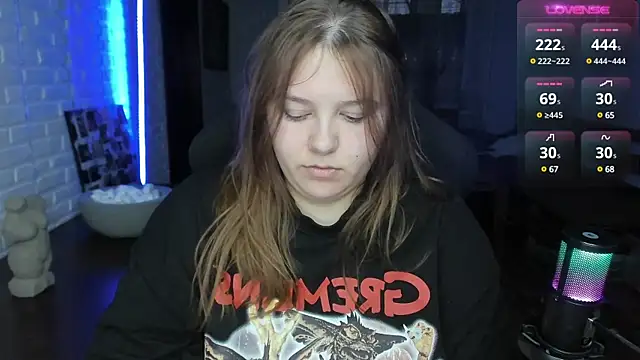 Snapshot of XNirvanaX chatting on 03-20-25, 03:23 XNirvanaX online show from 03-20-25, 03:23