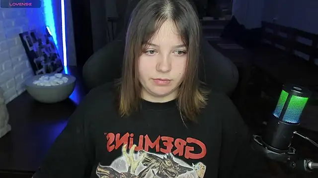 Snapshot of XNirvanaX chatting on 09-15-25, 03:39 XNirvanaX online show from 09-15-25, 03:39