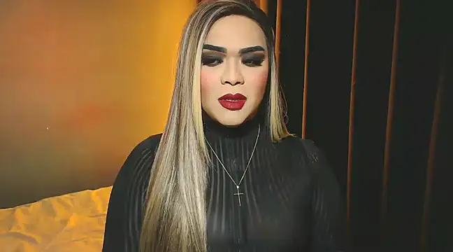 VictoriaEliz online show from 12-18-24, 04:49