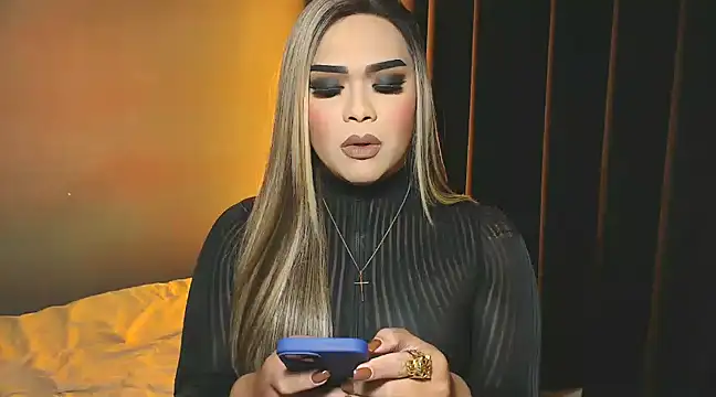 VictoriaEliz online show from 12-20-24, 07:39