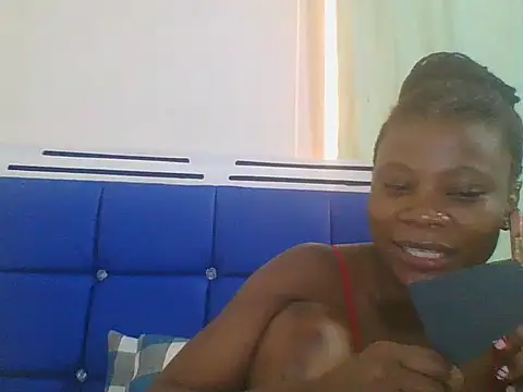 Snapshot of Sweetbaby004 chatting on 09-30-25, 09:25 Sweetbaby004 online show from 09-30-25, 09:25