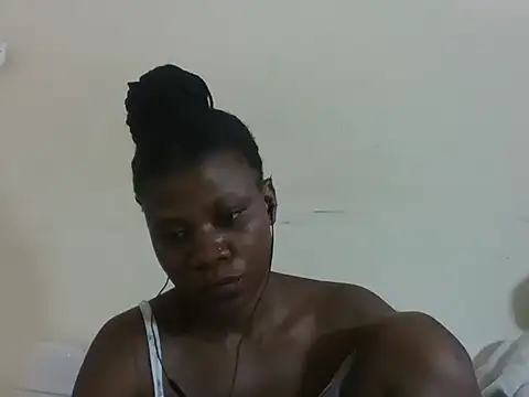 Snapshot of Sweetbaby004 chatting on 02-28-26, 11:55 Sweetbaby004 online show from 02-28-26, 11:55