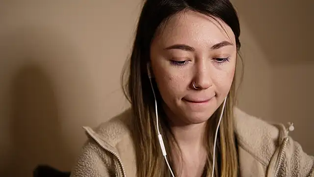 chibi moon  online show from 01-10-25, 08:15