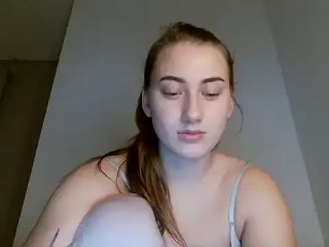 Natalia Daysie online show from 12-20-24, 11:16