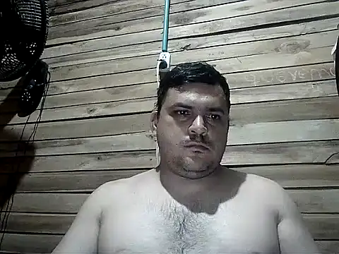 Snapshot of Arcangel_05 chatting on 03-25-26, 05:35 Arcangel 05 online show from 03-25-26, 05:35