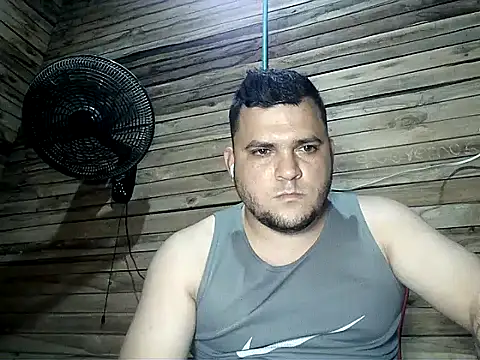 Snapshot of Arcangel_05 chatting on 07-01-26, 04:36 Arcangel 05 online show from 07-01-26, 04:36