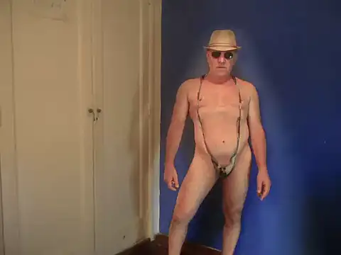 Snapshot of Fabrissi chatting on 02-21-26, 07:09 Fabrissi online show from 02-21-26, 07:09