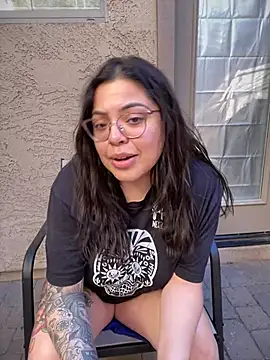 drizzypeach602 online show from 03-03-25, 12:15