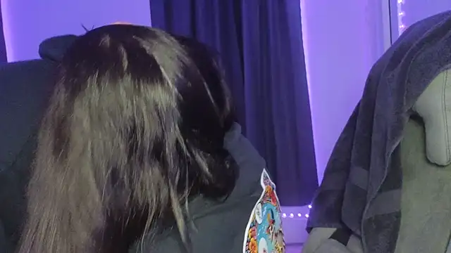 drizzypeach602 online show from 10-17-25, 02:37