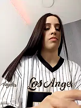 Amira Milker online show from 02-20-25, 01:30