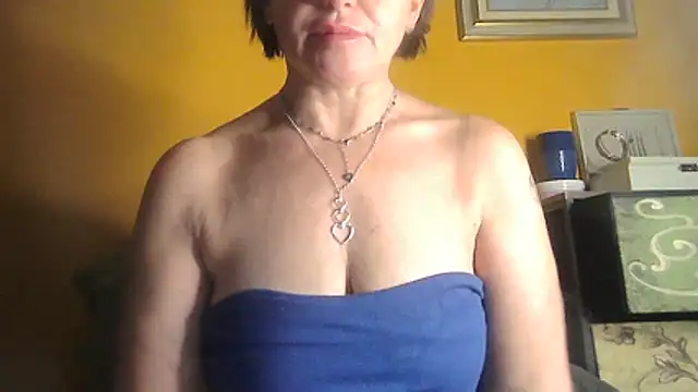 Snapshot of Althea_Love chatting on 12-22-25, 07:55 Althea Love online show from 12-22-25, 07:55