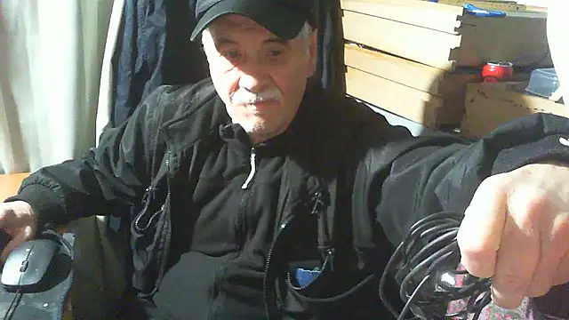 nonnomaturobisex online show from 11-14-25, 08:02