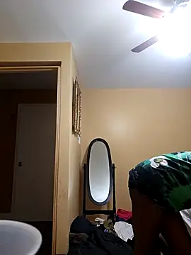 Snapshot of oliviaprettypussy chatting on 01-19-25, 09:55 oliviaprettypussy online show from 01-19-25, 09:55