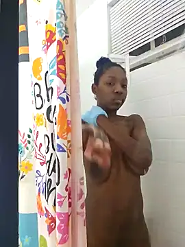 Snapshot of oliviaprettypussy chatting on 01-30-25, 01:44 oliviaprettypussy online show from 01-30-25, 01:44