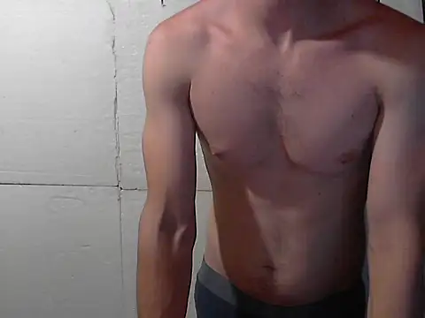 Snapshot of Alwaysahard chatting on 07-15-26, 11:32 Alwaysahard online show from 07-15-26, 11:32
