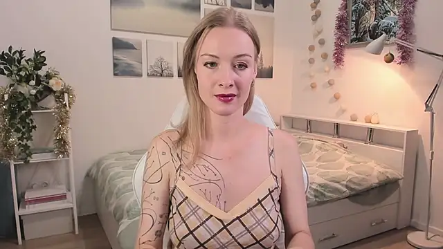 MissRightX online show from 11-17-25, 11:05